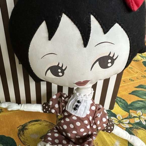 Gorgeous Iconic Henri Bendel Girl Limited Edition Collectible Doll #174/250 Hank - Picture 3 of 8